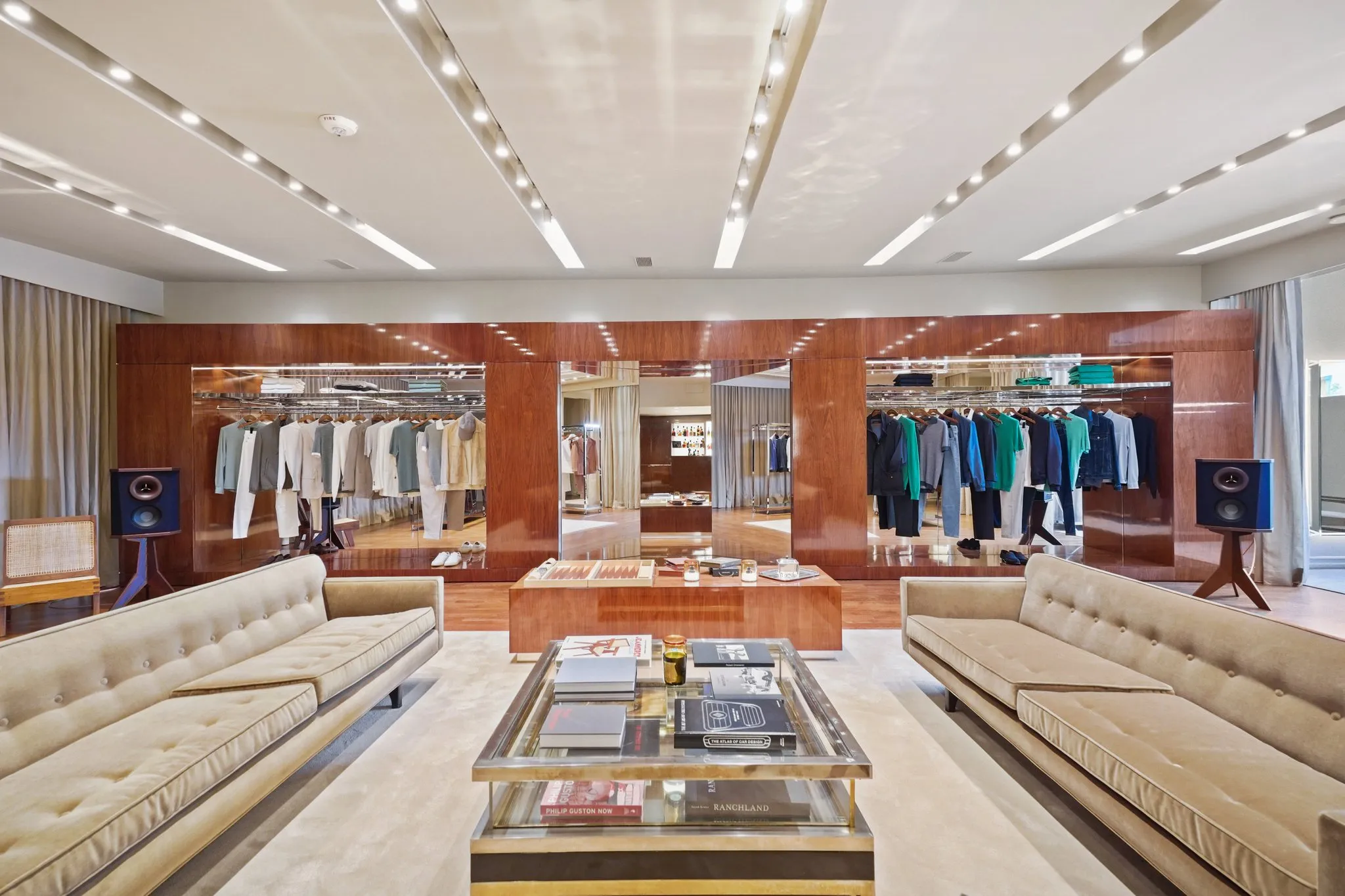 Thom Sweeney photo 8