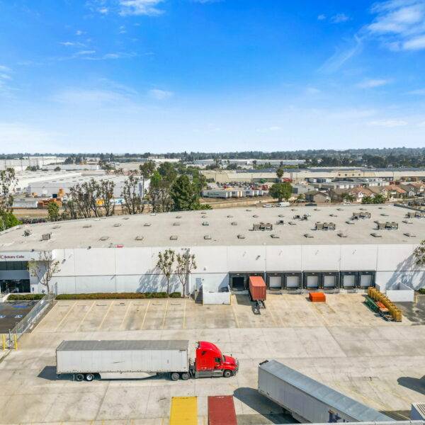 85°C Distribution Center Office - Top View